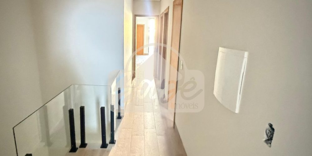 WhatsApp Image 2025-11-18 at 13.32.44 (1)