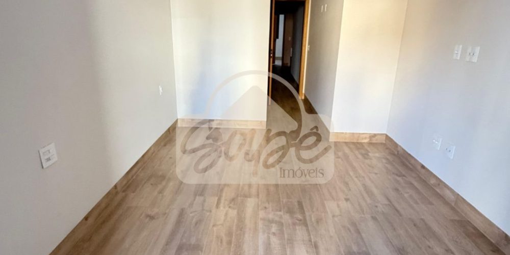 WhatsApp Image 2025-11-18 at 13.32.44